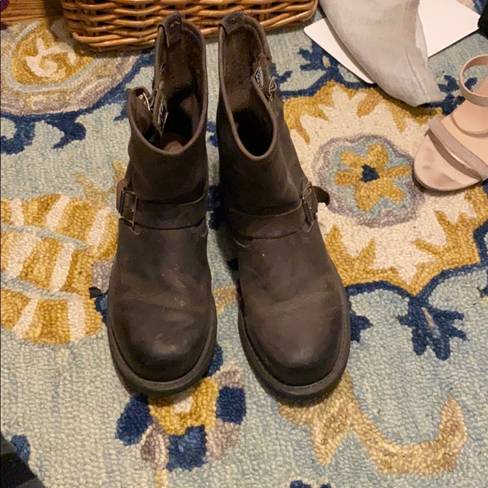 FRYE women’s boots